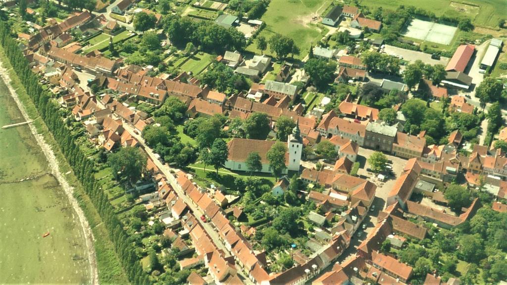 Andelen Guesthouse Ærøskøbing Exteriör bild